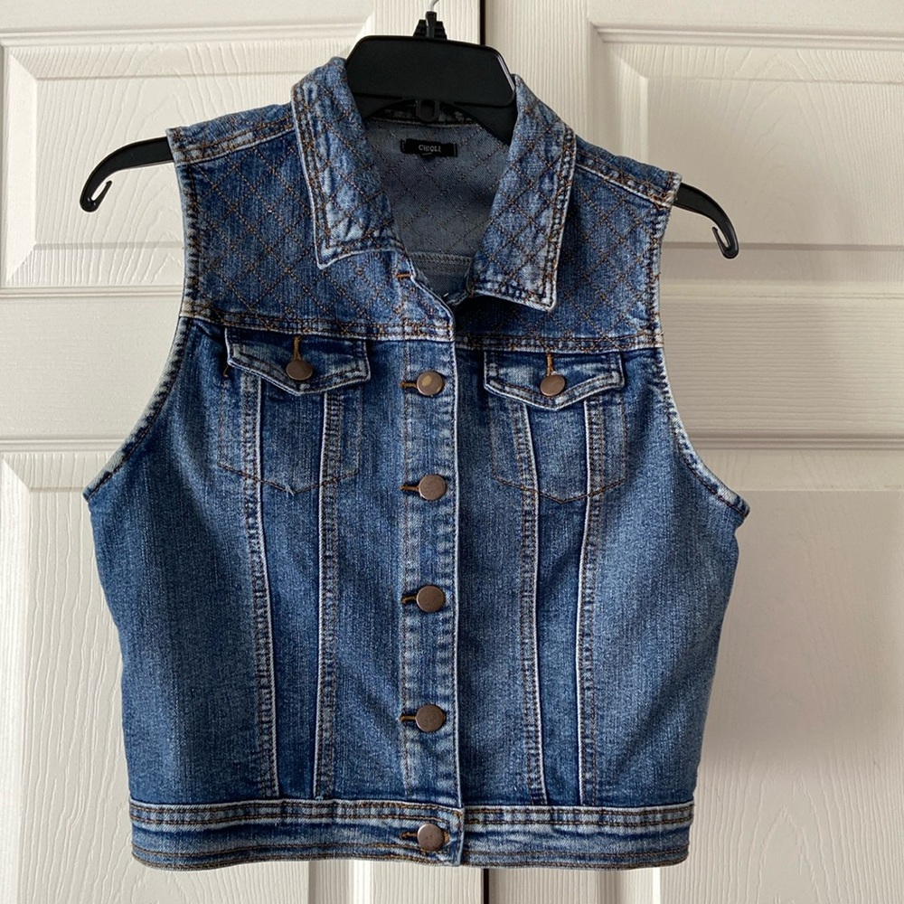 ChiQle Sleeveless Denim Jacket Size Large